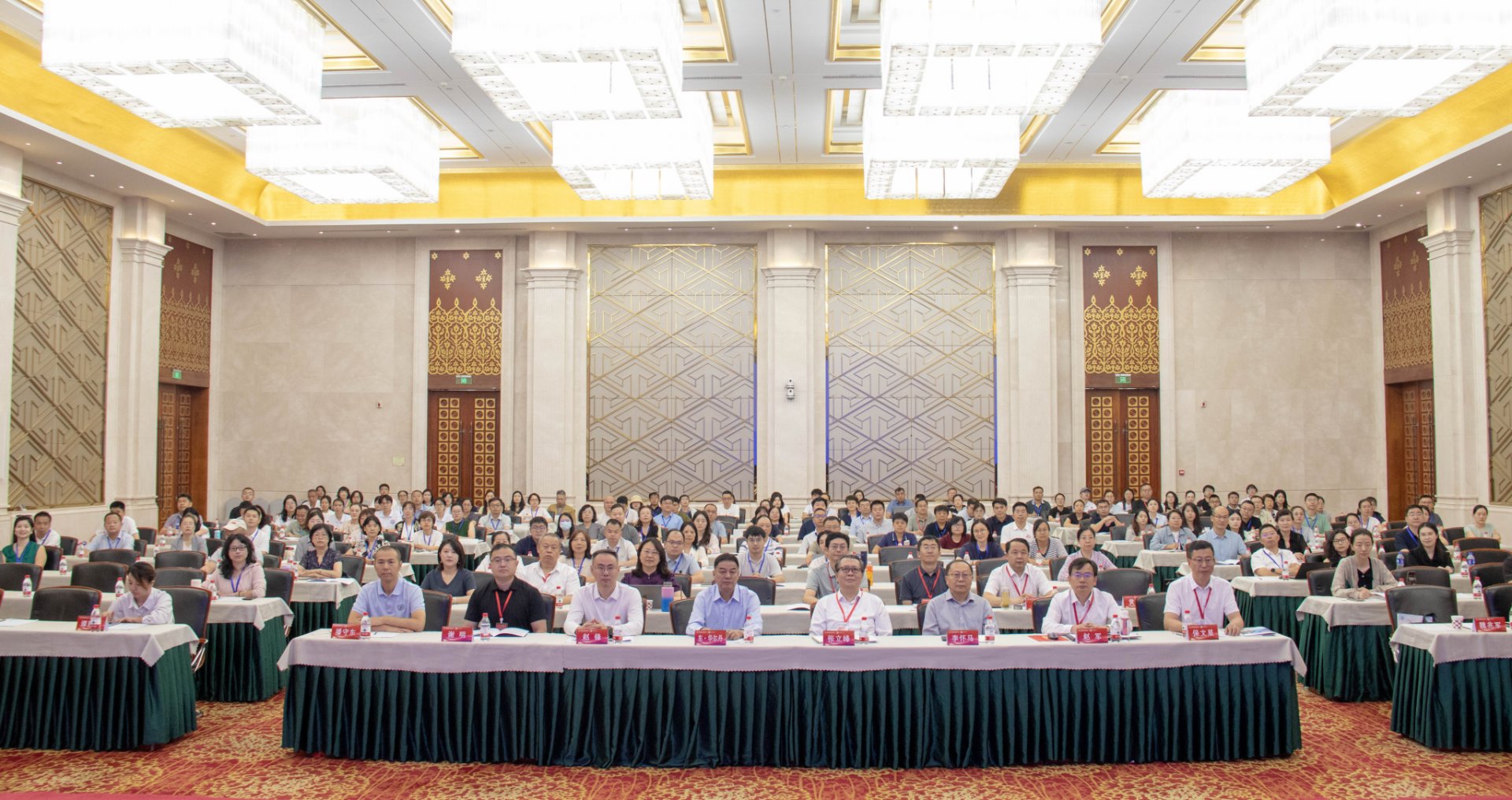 刘俊国教授团队2023级博士研究生侯